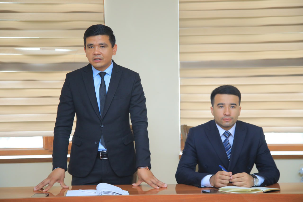 Namangan davlat pedagogika instituti talabalari ishtirokida institut Yoshlar akademiyasi lideri, fakultet liderlari hamda a'zolik uchun suhbat o'tkazildi.