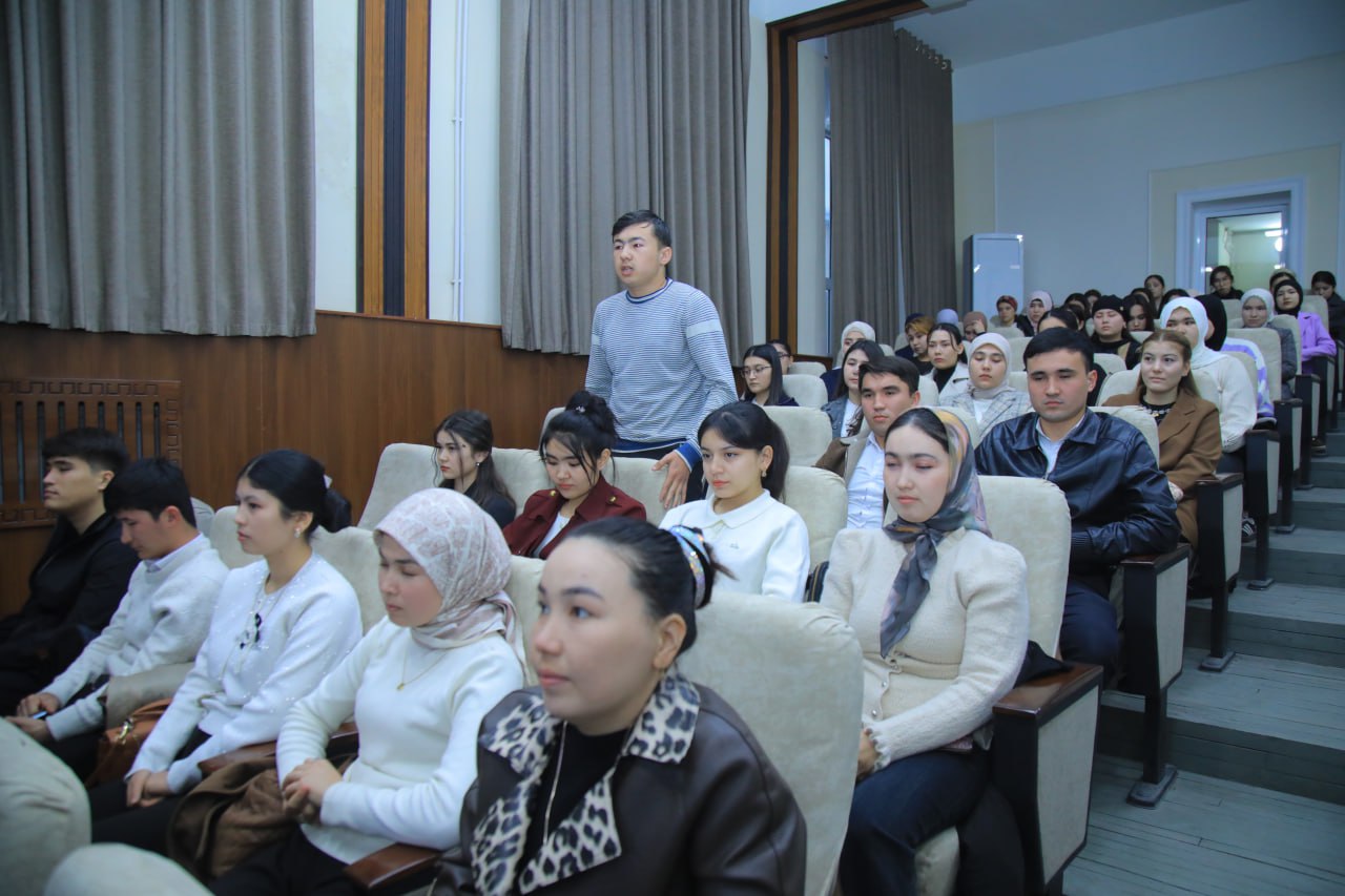 Rektor va bitiruvchi yoshlar uchrashuvi bo‘lib o‘tdi