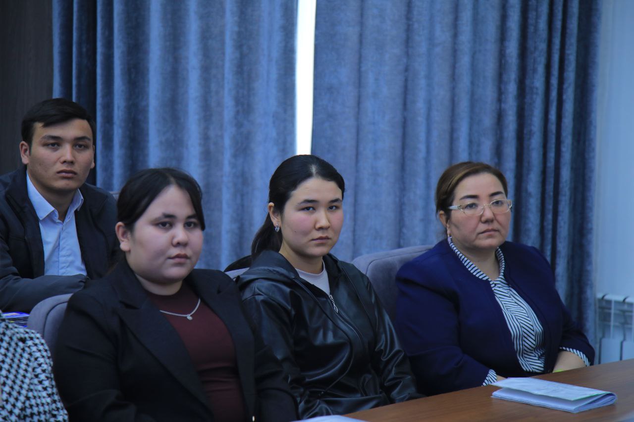 “Inson qadri va huquqlarining ustuvorligi — taraqqiyot poydevori” mavzularida ma’rifiy uchrashuv o‘tkazildi.