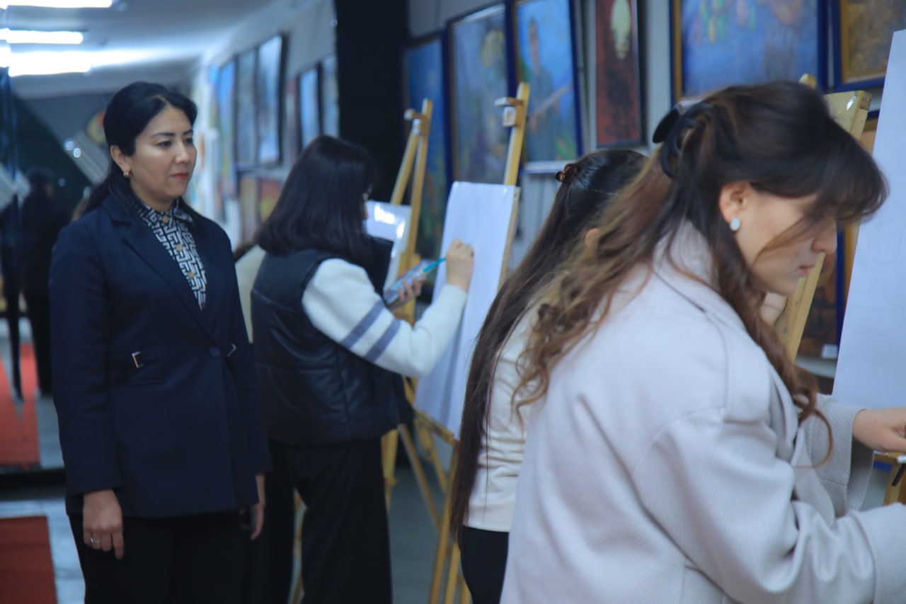 “Yoshlar – giyohvandlikka qarshi” mavzusida  “Eng yaxshi rasmlar” tanlovi o'takazildi