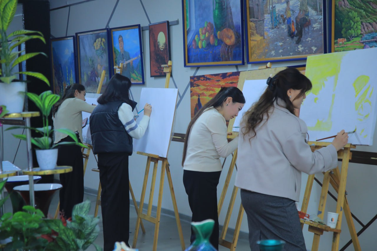 “Yoshlar – giyohvandlikka qarshi” mavzusida  “Eng yaxshi rasmlar” tanlovi o'takazildi