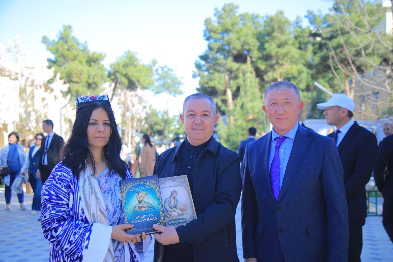 Namangan davlat pedagogika institutida "Navroʻzni ulugʻlash insonni ulugʻlashdir!" shiori ostida  Navroʻz sayli ko‘tarinki kayfiyatda tashkil etildi