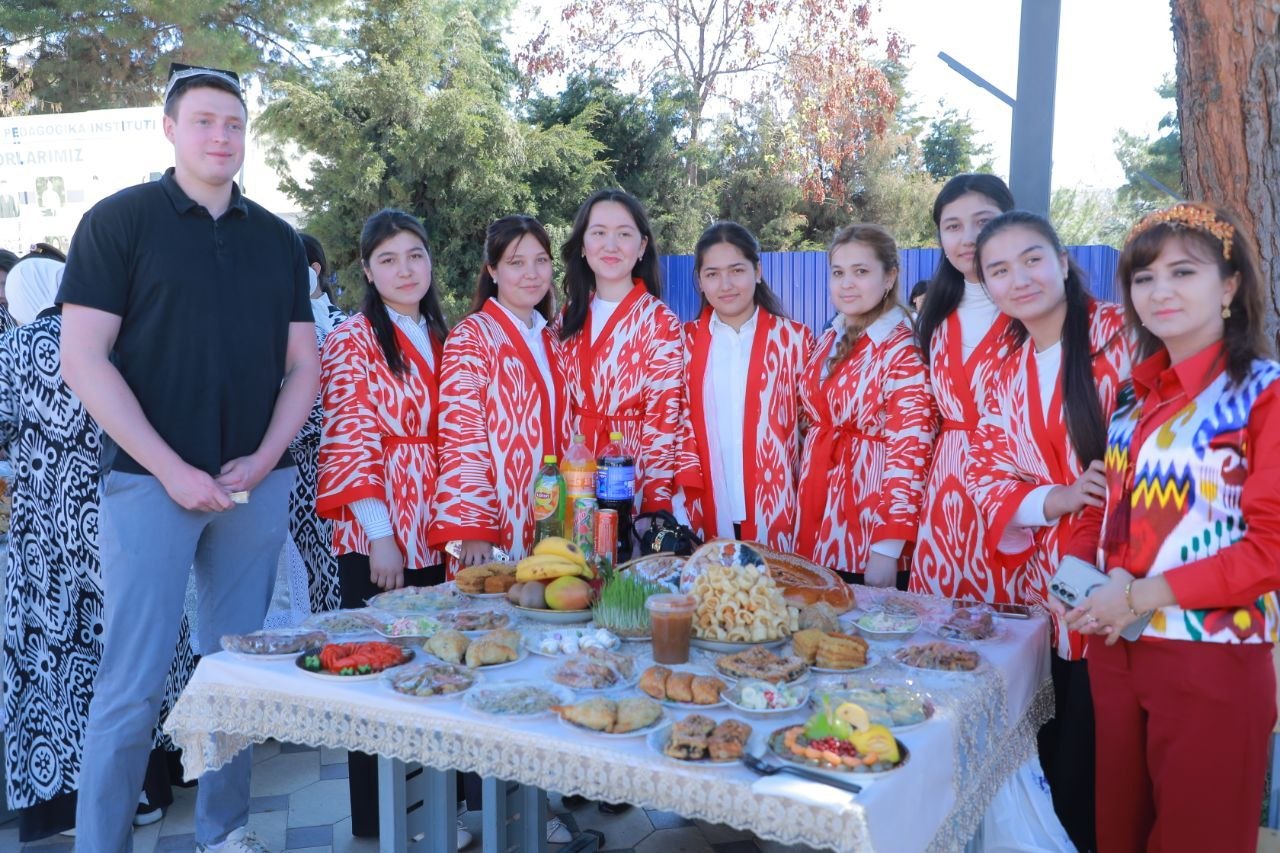 Namangan davlat pedagogika institutida "Navroʻzni ulugʻlash insonni ulugʻlashdir!" shiori ostida  Navroʻz sayli ko‘tarinki kayfiyatda tashkil etildi