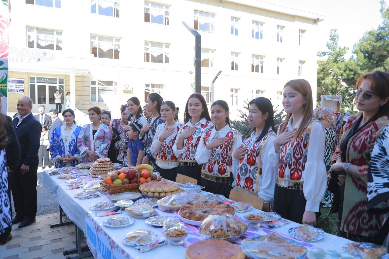 Namangan davlat pedagogika institutida "Navroʻzni ulugʻlash insonni ulugʻlashdir!" shiori ostida  Navroʻz sayli ko‘tarinki kayfiyatda tashkil etildi