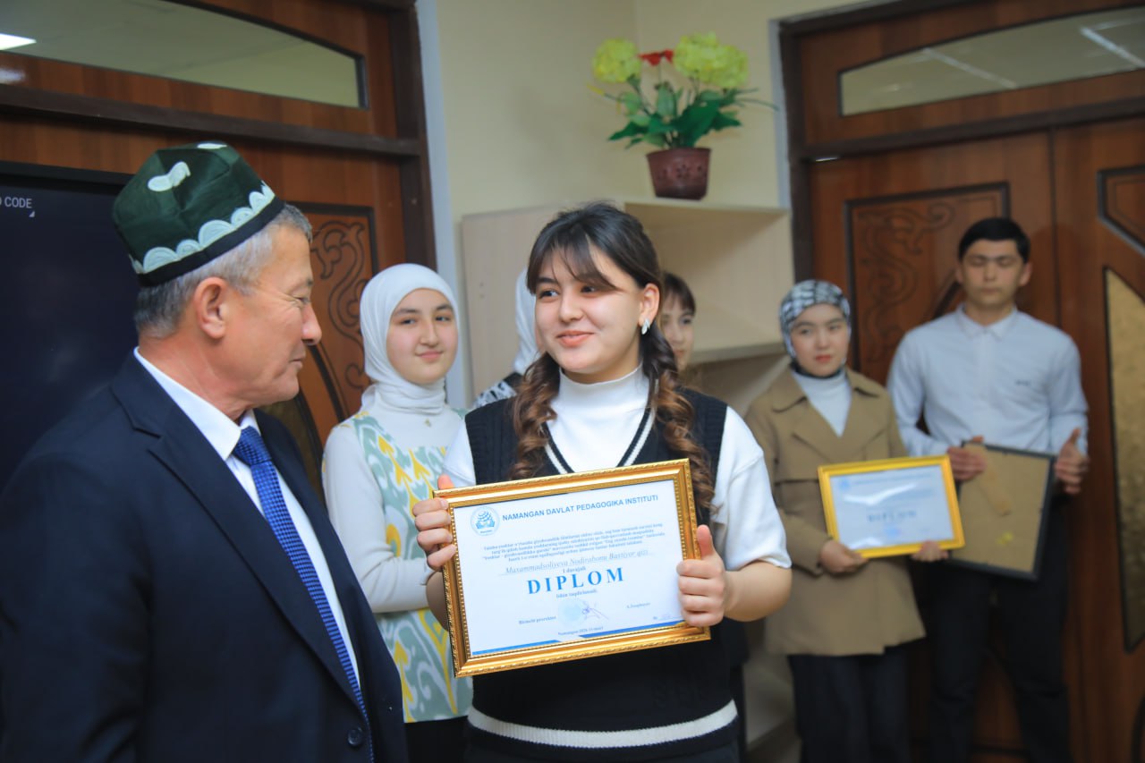 Namangan davlat pedagogika institutida talaba-yoshlar o‘rtasida “Yoshlar giyohvandlikka qarshi!” shiori ostida “Eng yaxshi rasm” va “Eng yaxshi insho” tanlovlari g'oliblari taqdirlandi.