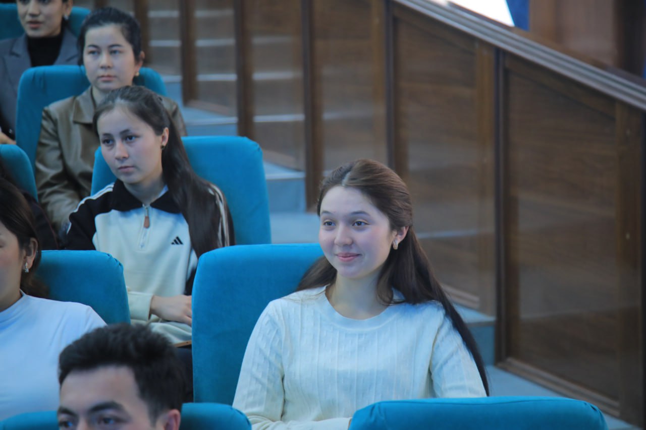 AKADEMIK BILAN ILMIY-IJODIY UCHRASHUV