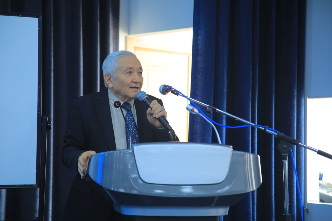 AKADEMIK BILAN ILMIY-IJODIY UCHRASHUV