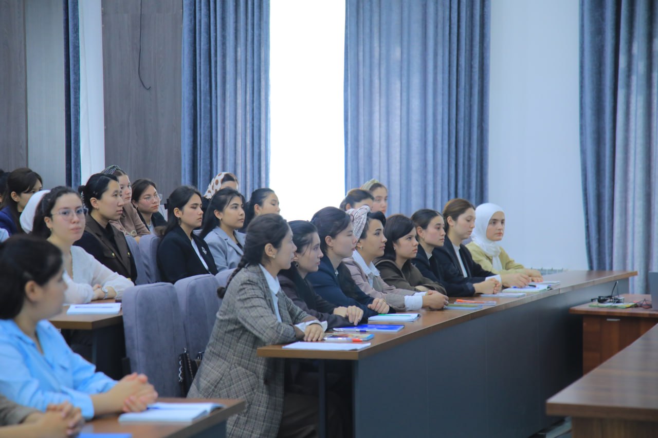 “Har bir yosh ichki ishlar organlarining doimiy e’tiborida” mavzusida uchrashuv o‘tkazildi