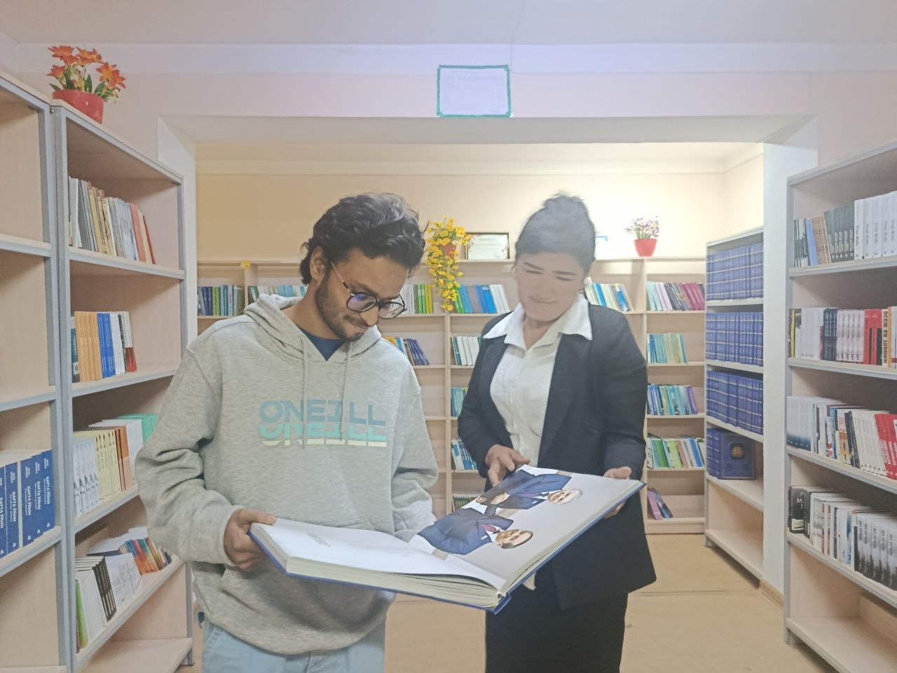 Talabalar turar joyida talabalar boʻsh vaqtlari mazmunli oʻtmoqda