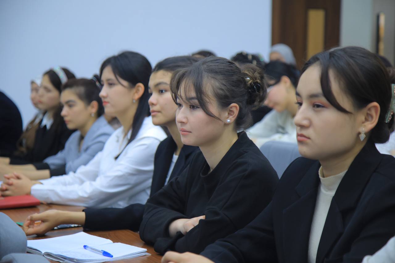 “Yoshlar kuni” doirasida “Rektor va yoshlar uchrashuvi” tashkil etildi