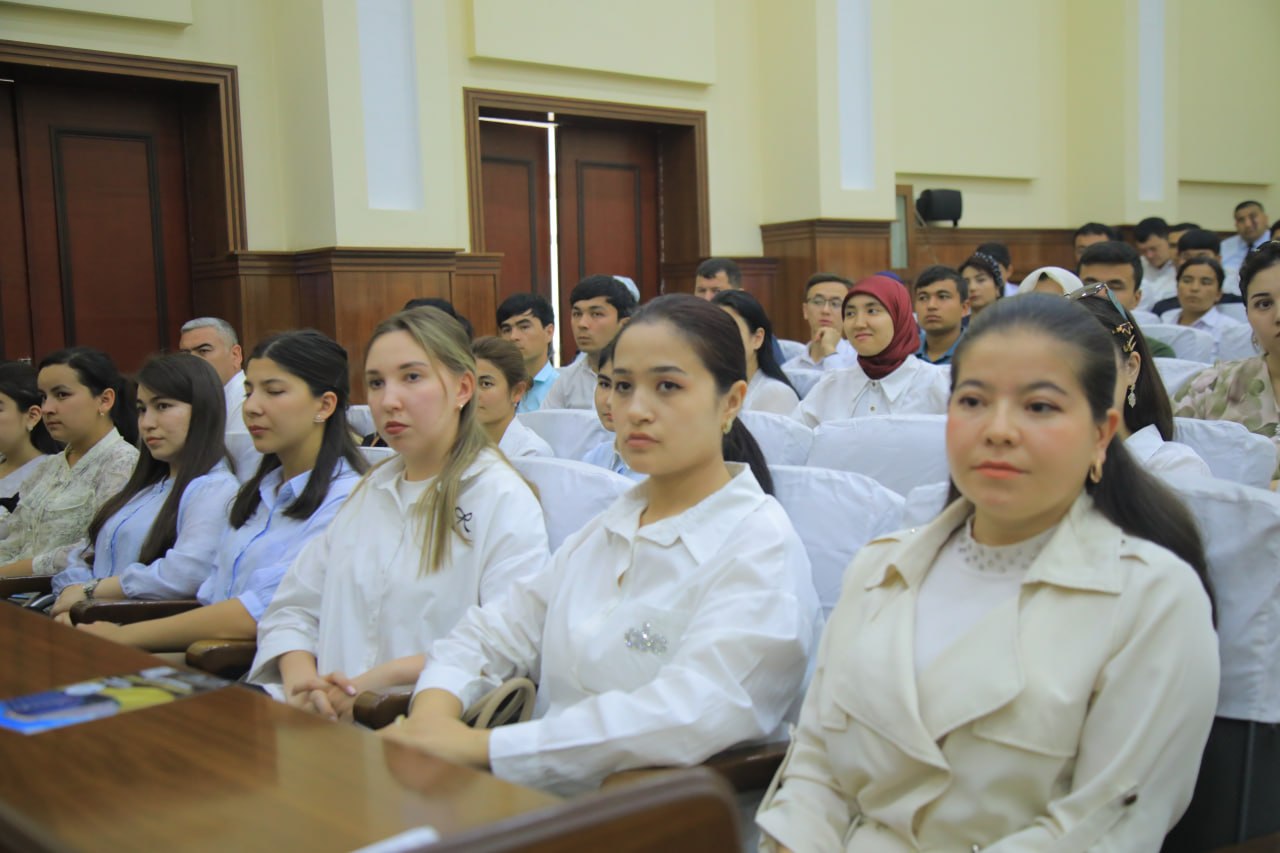 NAMDPI BITIRUVCHILARI HOKIM E’TIBORIDA