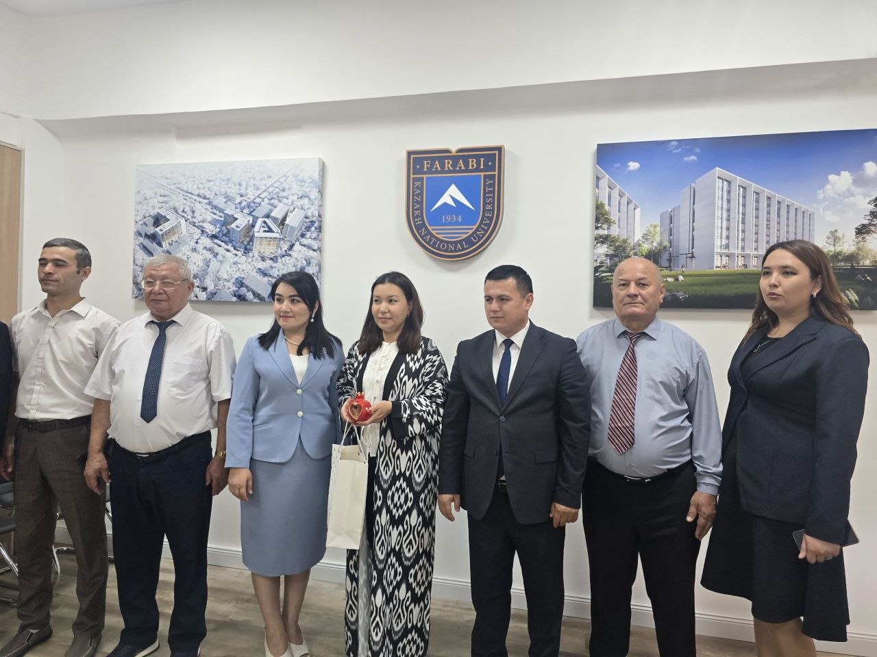 NamDPI vakillari Top-166 o'rinda turuvchi Al-Farobiy nomidagi QozMU da