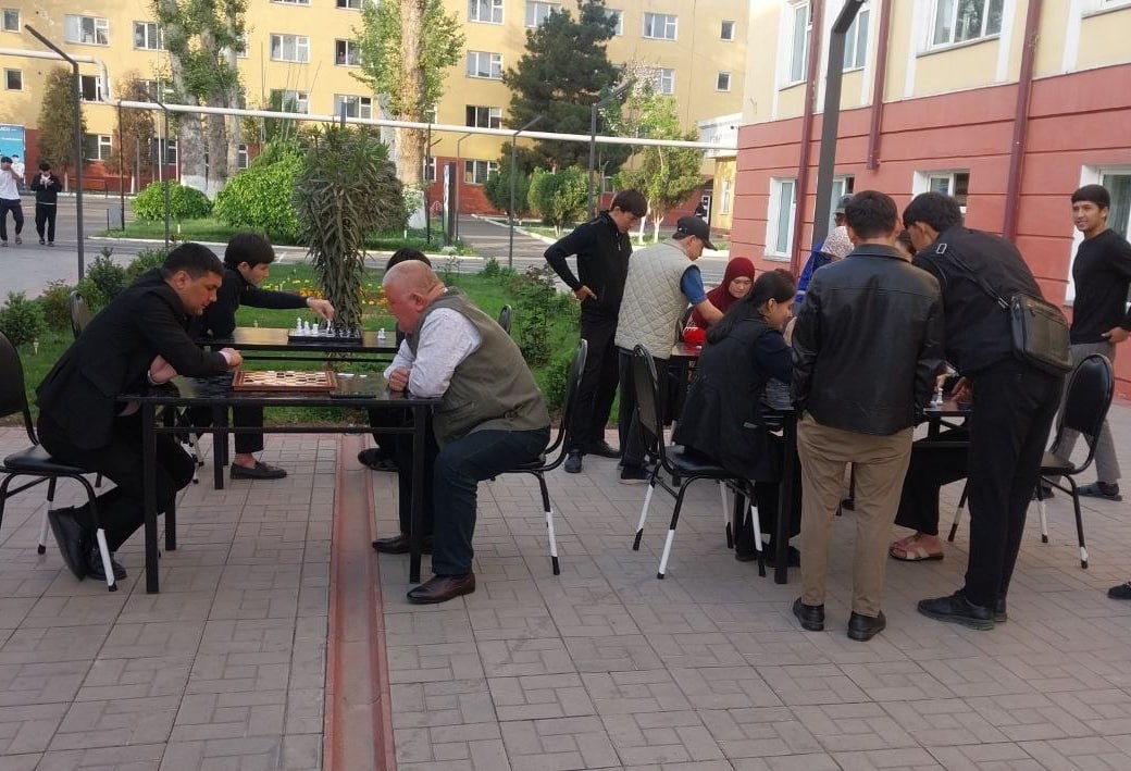 "Yoshlar kuni" munosabati talabalar turar joyida sport musobaqasi o‘tkazildi