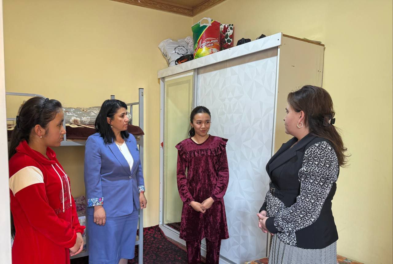 Ijarada istiqomat qiluvchi talabalar holidan xabar olindi.