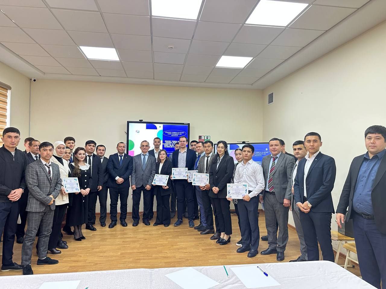 "Jismoniy tarbiya va sport sohasida sportchilarni funksional va psixodiagnostik tahlil qilish" mavzusida respublika ilmiy-amaliy konferensiya o‘tkazildi.