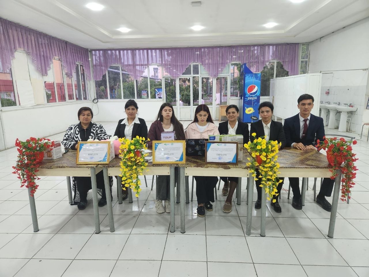 Talabalar turar joyida talabalar boʻsh vaqtlari mazmunli oʻtmoqda