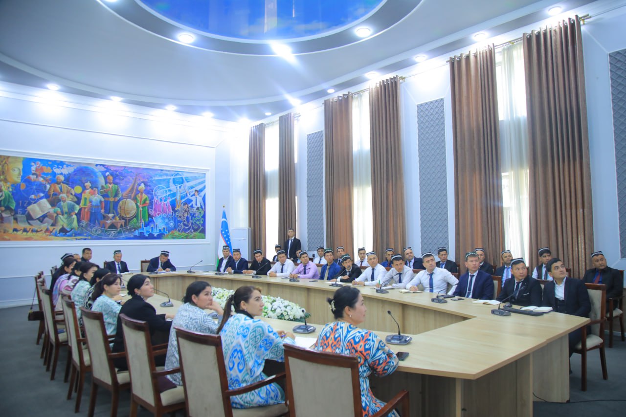 Siyosiy-ma’rifat soati