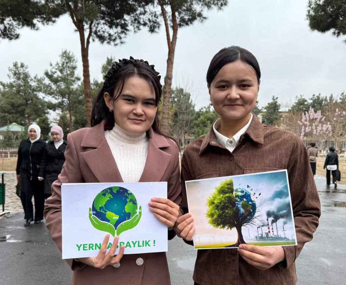 Namangan davlat pedagogika institutida "Yer soati" aksiyasi doirasida elektr energiyasi bir soatga ochirildi.