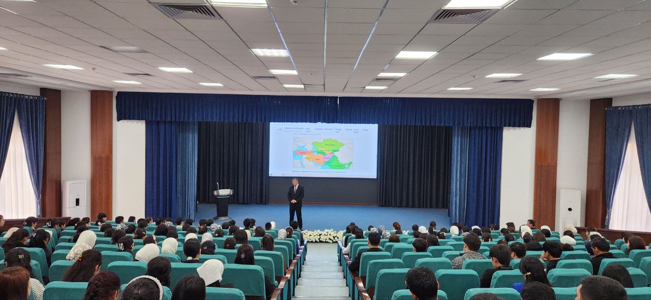 “KELAJAK SOATI” RUKNI OSTIDA “MA’RIFAT DARSI” O’TKAZILDI