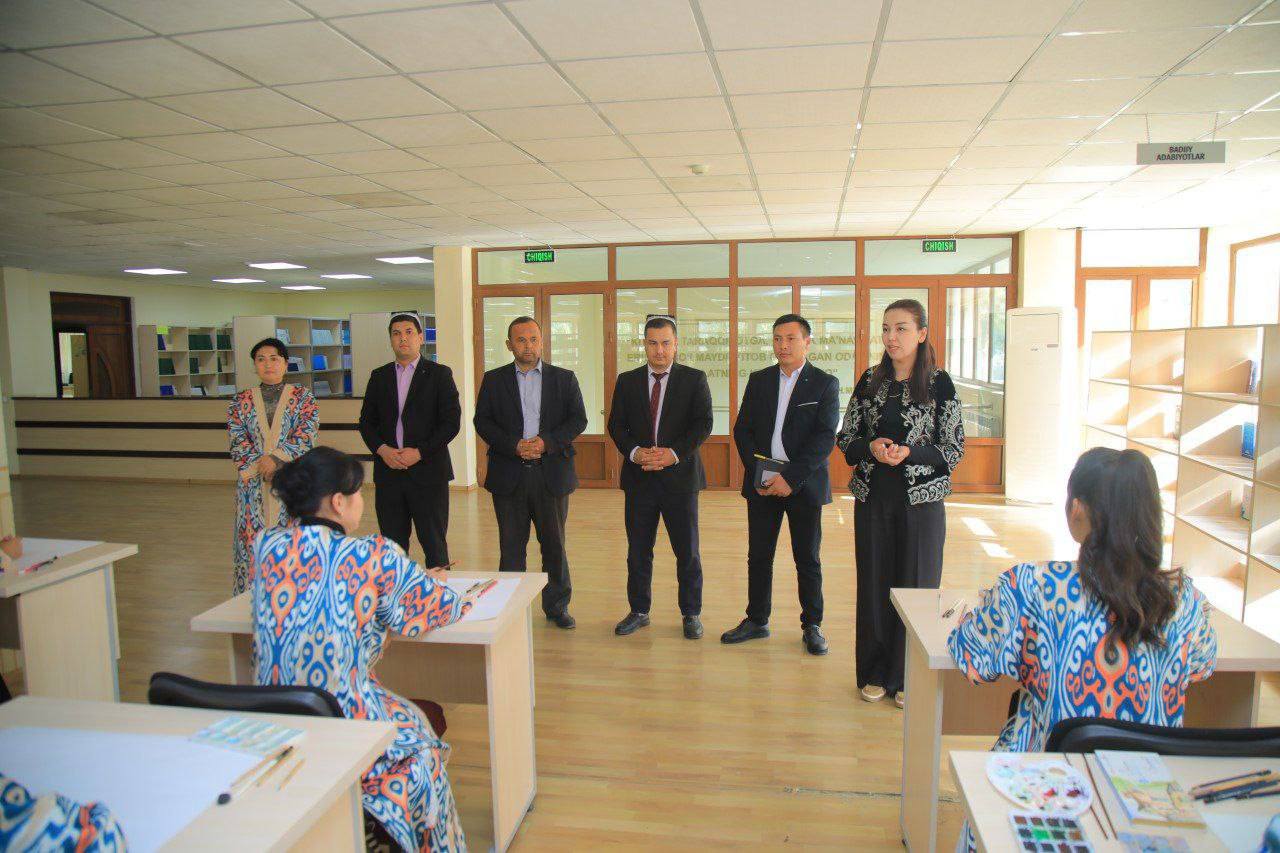 Namangan davlat pedagogika instituti talabalari o’rtasida “Milliy naqshlar dizayni” nomli rasmlar tanlovi o‘tkazildi.