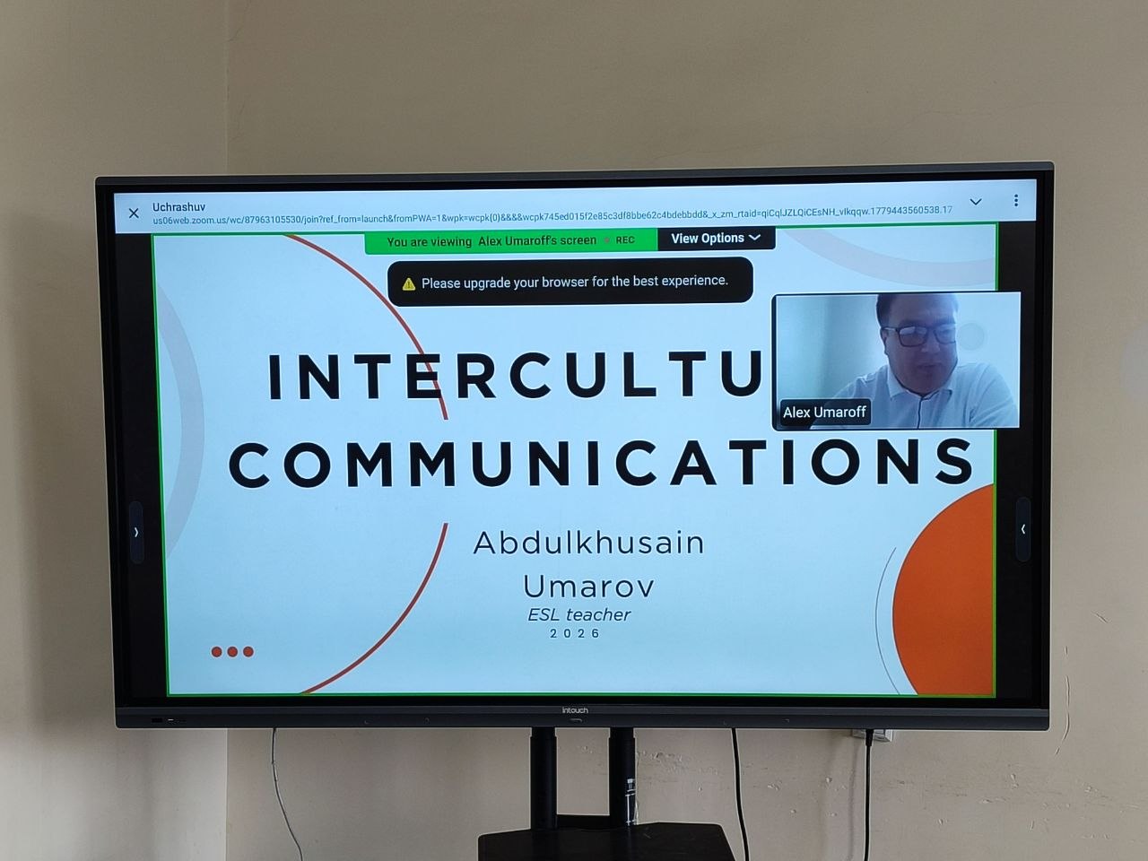 O'sh davlat universiteti professor-o‘qituvchisi Umarov Abdulhusayn Abdulhatovich tomonidan onlayn amaliy mashg‘ulot o‘tkazildi.