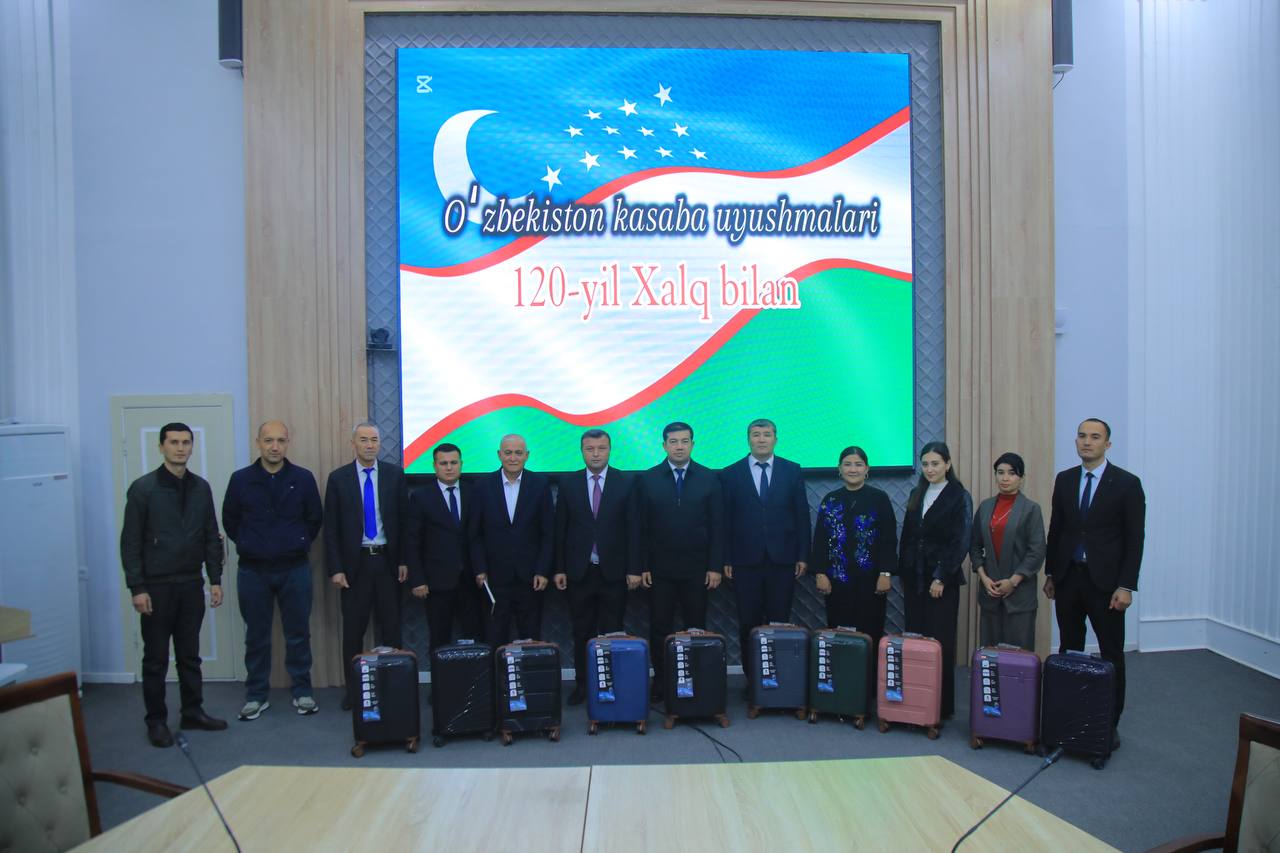 Namangan davlat pedagogika institutida “O‘zbekiston kasaba uyushmalari — 120 yil xalq bilan” shiori ostida ma’rifiy-targ‘ibot tadbiri bo‘lib o‘tdi.